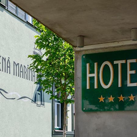 Hotel Zelená Marina Vrchlabí Esterno foto