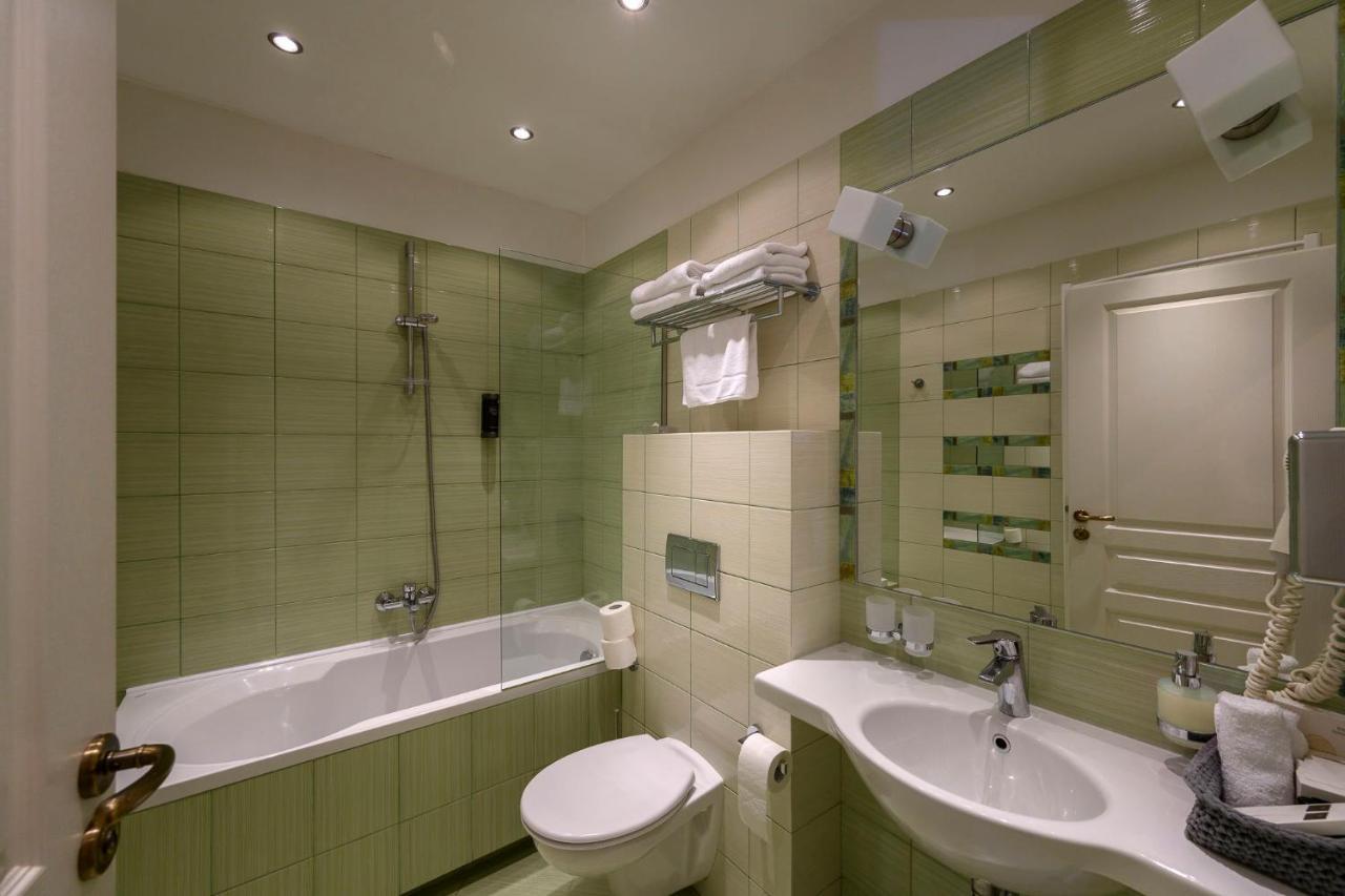 Hotel Zelená Marina Vrchlabí Esterno foto