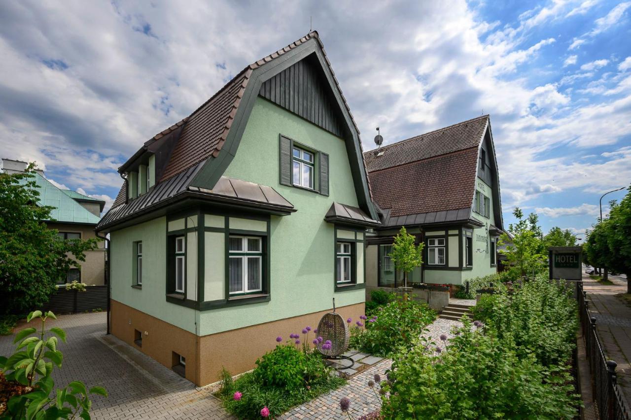 Hotel Zelená Marina Vrchlabí Esterno foto