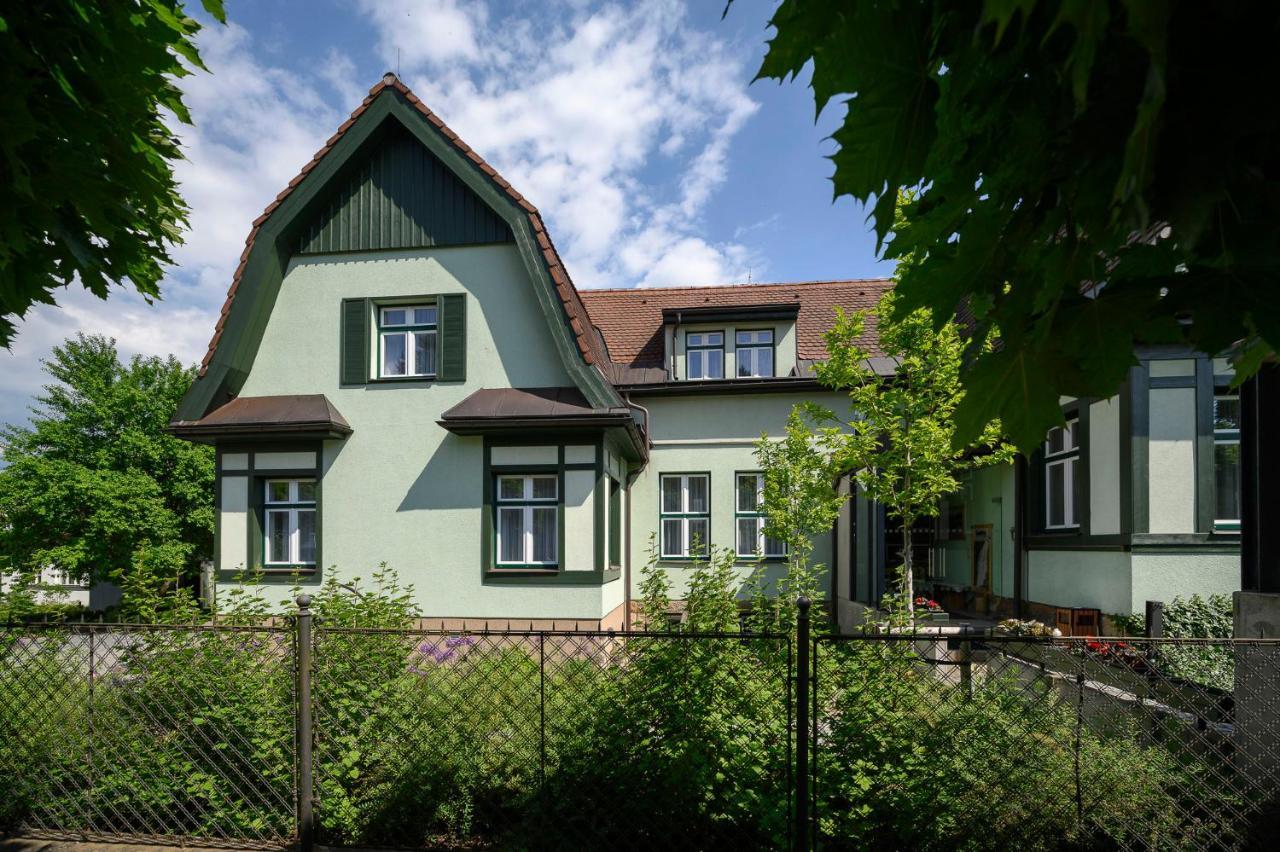 Hotel Zelená Marina Vrchlabí Esterno foto